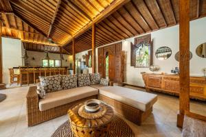 3BDR Villa with Pool Jacuzzi - Canggu