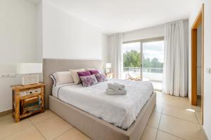 Villa Es Redo-Spacious & Relax