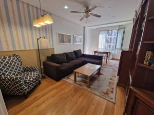 Colon Zurriola Beach