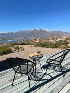 La Mira Lodge, con vista al dique potrerillos