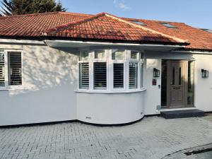 Hearth & Hound Cozy Homestay