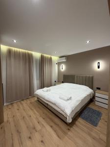 Ro Apartments 01