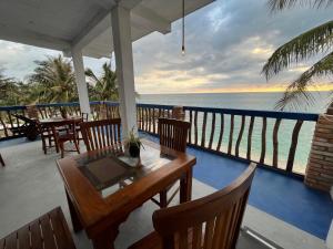 Ocean River View