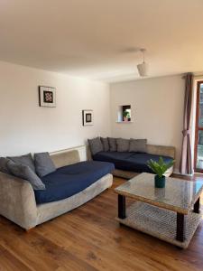 Superb 3-Bed Residence Airport