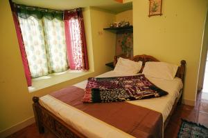 Syntilla Silver Cascade Inn - Near Silver Cascade Falls, Kodaikanal, Budget & Family Stay