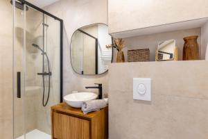 Le Chêne Doré Appartement cosy Jacuzzi Privé climatisé accès à pieds centre touristique Amnéville