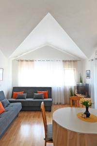 Apartments Divna