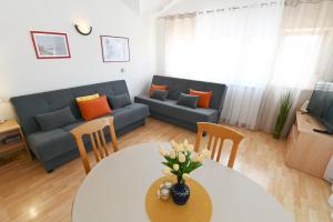 Apartments Divna