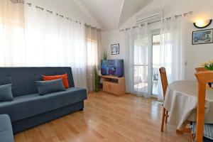 Apartments Divna