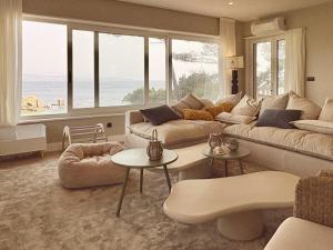 Beachfront Luxury Villa