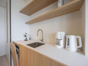 Bel Air - 0201 box 15