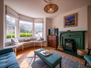 Stunning Dartmouth Views Stylish Coastal Home