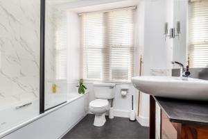 Queens Terrace - 3 bedroom garden apartment