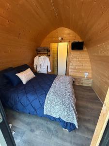 Dolafon luxury glamping pod 3 with hot tub and bathroom
