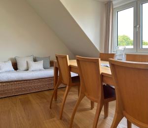 Lichtdurchflutete Dachgeschosswohnung in Uninähe
