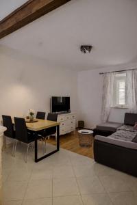 Apartment Old Teatar