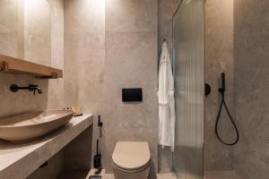 Karavel Suites - Old Town Boutique Rooms