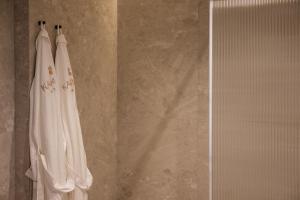 Karavel Suites - Old Town Boutique Rooms