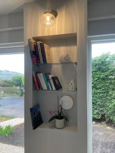 The Olive Tree - Peaceful and tranquil gem in Box