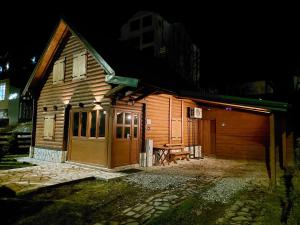 Zara Chalet