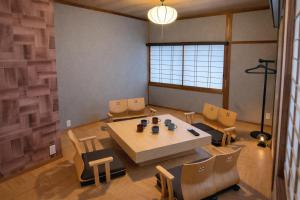 加美屋リゾート出雲大社神迎の道 杵と月