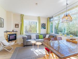 Bungalow near Dutch Beach with Garden