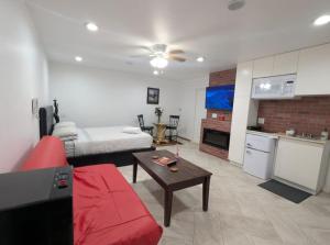 Haven Beach Suite Private Entrance Kitchen, Bathroom Wi-Fi