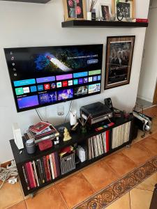 Cozy 2 rooms apartment close to the city center with huge balcony
