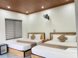 Bamboo Riverside Homestay
