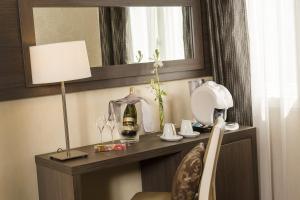 Hotels Best Western PLUS Elixir Grasse : photos des chambres