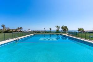 Modern apartment in Cabopino port