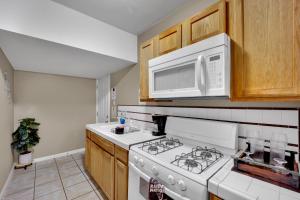 Villa Juan BR Private Entry Pool Spa BBQ Free Parking