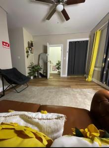 Vibrant hometo yourself