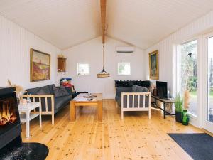 6 person holiday home in Grevinge-By Traum