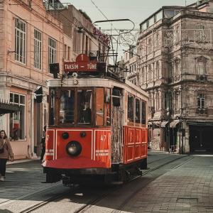 Studio with an Excellent Location in Taksim