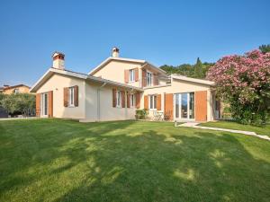 Apartment on Lake Garda