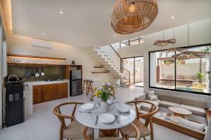 Anjuna B2 Surf & Sunset 1BR Villa in Uluwatu