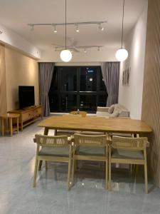 Agile, Luxury Suites