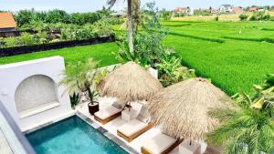 Villa Manne Luxury 3BR Private Pool Mediterranean near Canggu Bali