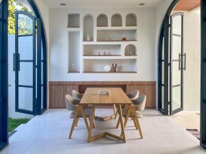 Summer Stay Villa Balangan