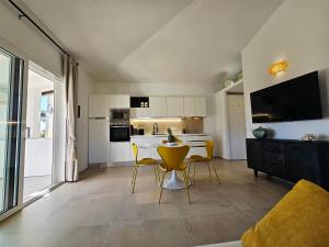 Ambra Beach House img13