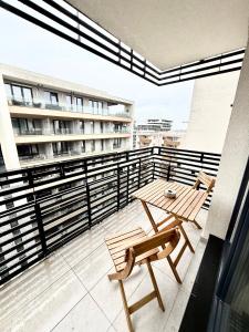 Qualis Coresi - Rise Apartments