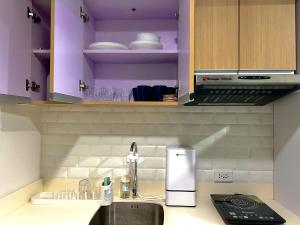 Dorm with City View - Loft Bed