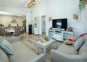 Owl Booking Villa Madrave - Families and Friends