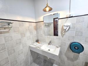 Win Hotel Vang Vieng