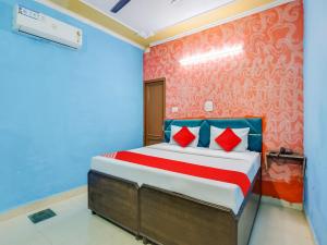 Hotel O Alok Palace