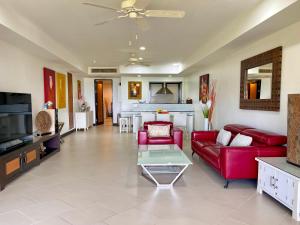 Kata Seaview Escape - 1BR Luxury Apartment 90sqm