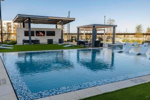 Blueground Del Valle pool nr McKinney Falls ATX-352