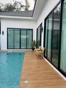 Khunnapat Pool Villa Pattaya