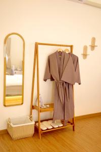 Yugen House - Yutaka